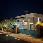 Gregory\'S Apartments
