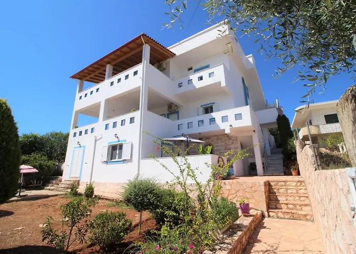 Gregory\'S Apartments